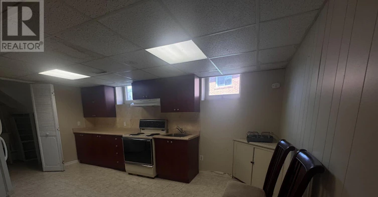 33 Harrington Crescent, Toronto, ON, M2M 2Y6 - 9