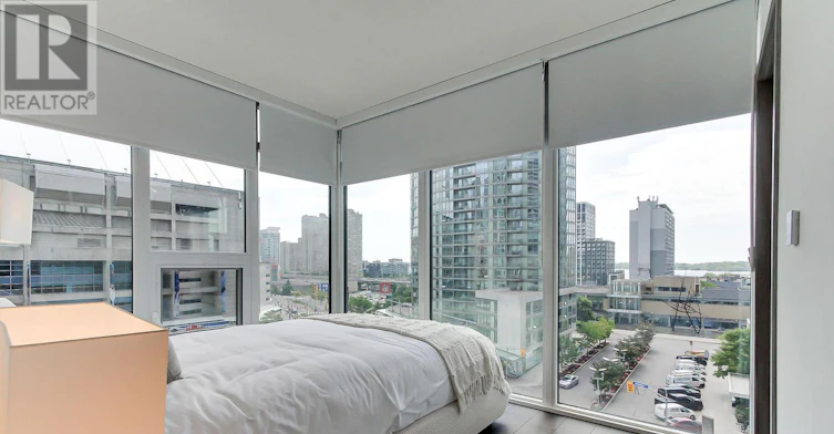 611-1 Concord Cityplace Way, Toronto, ON, M5V 0X3 - 23