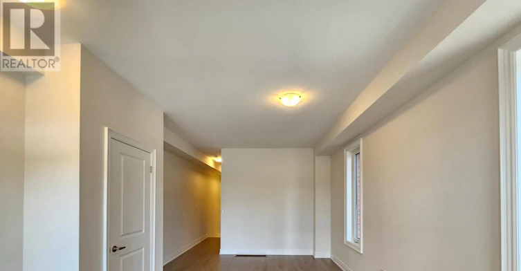2946 Whites Road, Pickering, ON, L1X 0R5 - 3