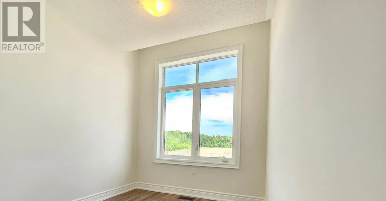 2946 Whites Road, Pickering, ON, L1X 0R5 - 19