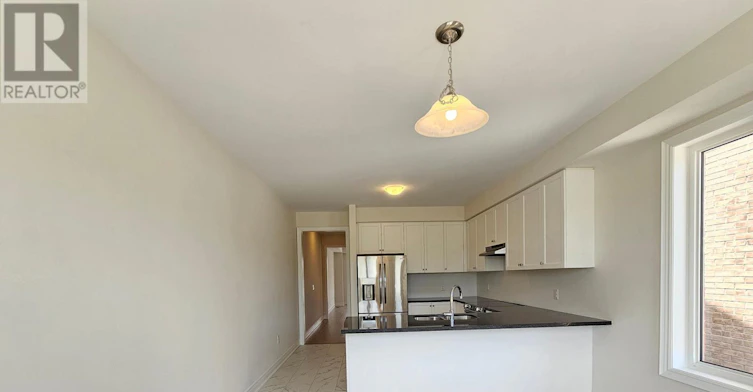 2946 Whites Road, Pickering, ON, L1X 0R5 - 7