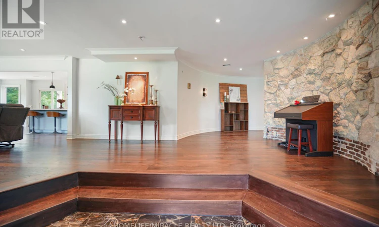 19 Tanglewood Drive