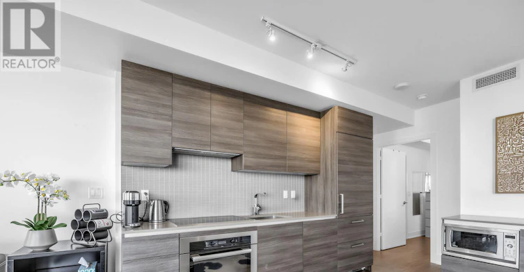 2109-200 Bloor Street W, Toronto, ON, M5S 0B1 - 9