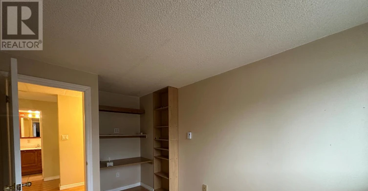 39-43 Taunton Road E, Oshawa, ON, L1G 3T6 - 4