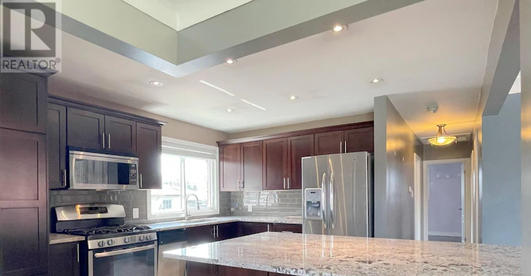 UPPER-138 Welbourn Drive, Hamilton, ON, L9A 3N4 - 2