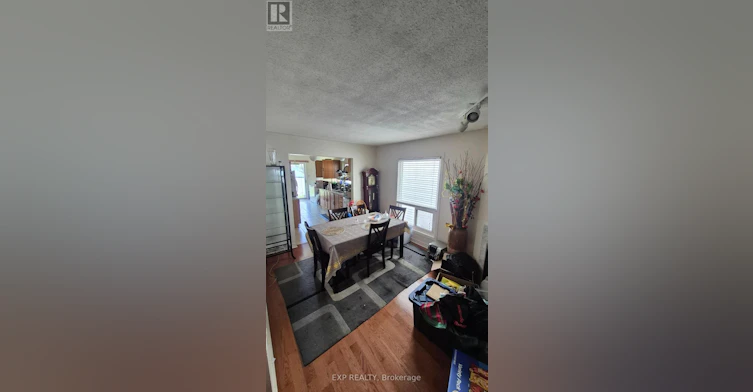 35 Raj Terrace, Ottawa, ON, K1G 4T7 - 2