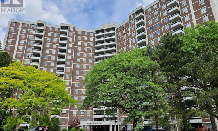1016-5 Shady Golfway