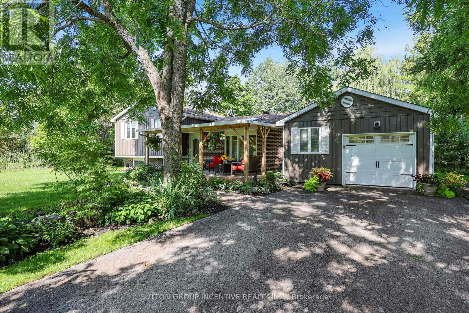 10 Springhome Road, Oro-Medonte, ON, L0L 1T0