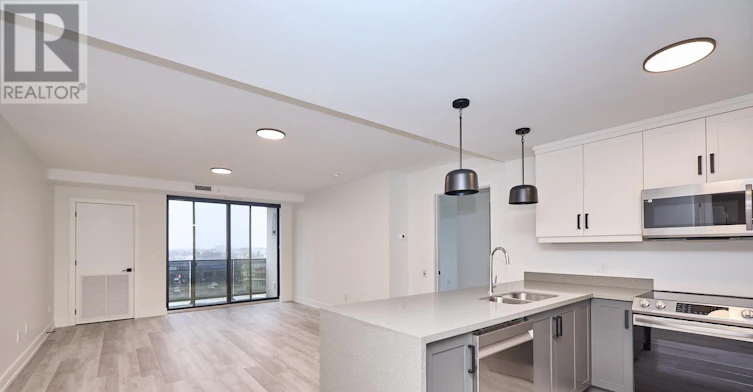 503 300b Fourth Avenue, St. Catharines, ON, L2S 0E6 - 3