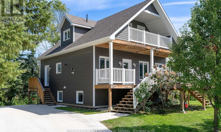 796362-19 Grey Road