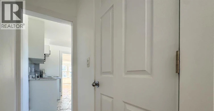 124 LOWER-130 Elm Avenue, Windsor, ON, N9A 5G8 - 7
