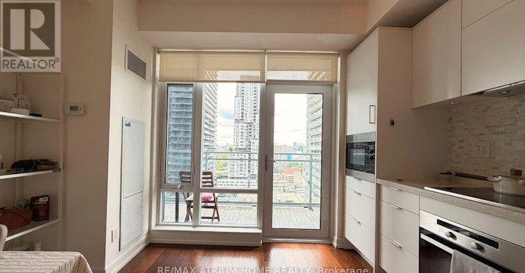 1903-21 Widmer Street, Toronto, ON, M5V 2E8 - 6