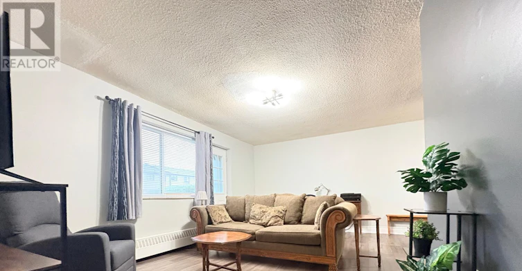 106-936 Glen Street, Oshawa, ON, L1J 5Z7