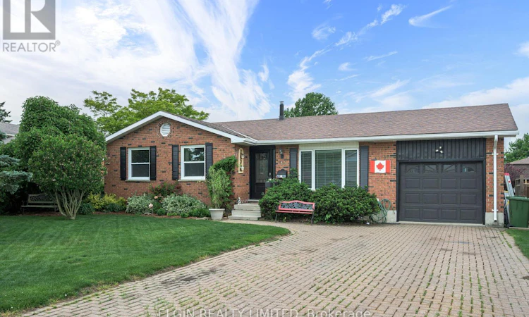 30 Erinlea Drive