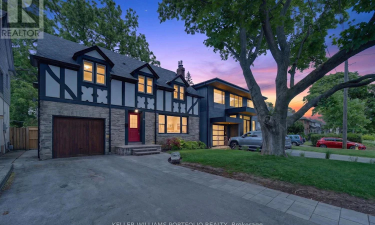12 Glenaden Avenue E