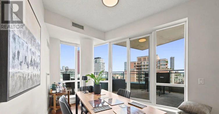 S1006-112 George Street, Toronto, ON, M5A 4P8 - 12