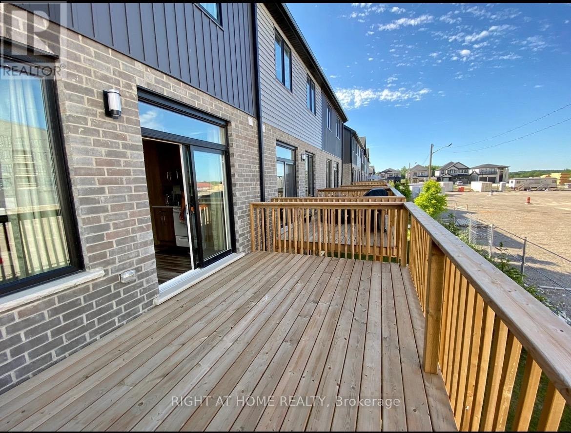 46-819 Kleinburg Drive, London, ON, N5X 3Z1 - 3