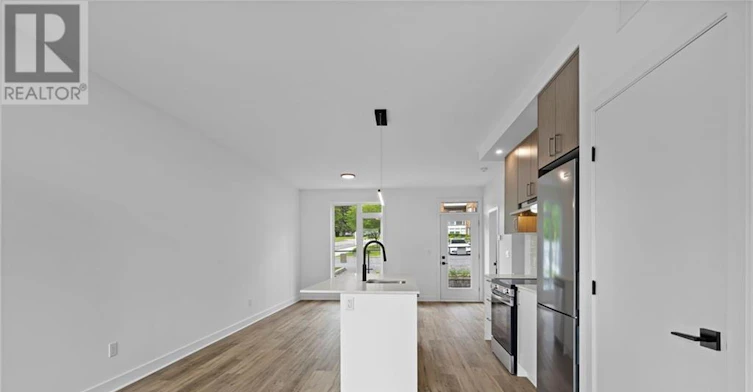H-1260 Marenger Street, Ottawa, ON, K1C 1S2 - 4