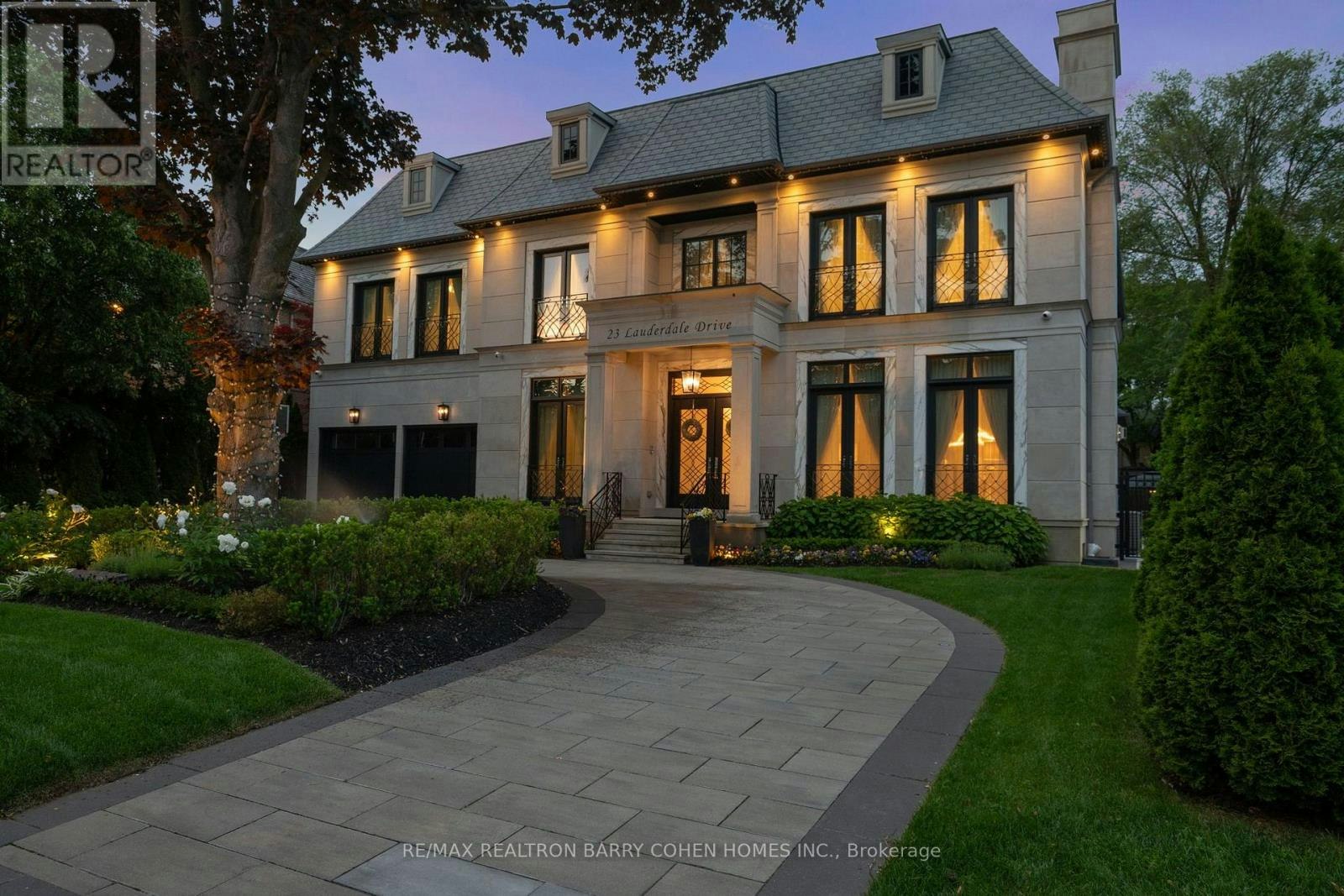 23 Lauderdale Drive, Toronto, ON, M2L 2A8