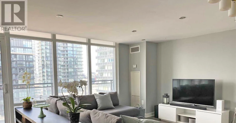 1618 4k Spadina Avenue, Toronto, ON, M5V 3Y9 - 4