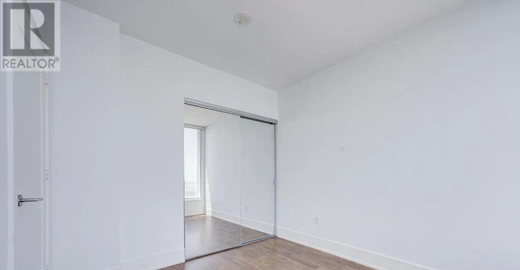 5608-10 York Street, Toronto, ON, M5J 0E1 - 32