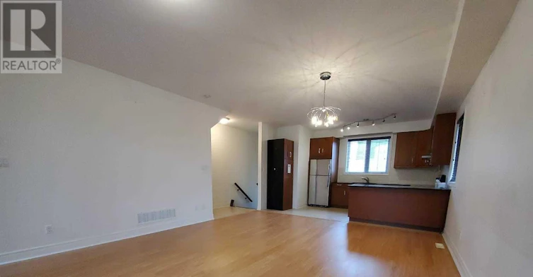 18-215 16th Avenue, Richmond Hill, ON, L4C 0T9 - 4