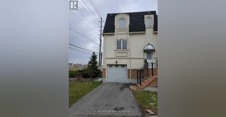 18-215 16th Avenue, Richmond Hill, ON, L4C 0T9