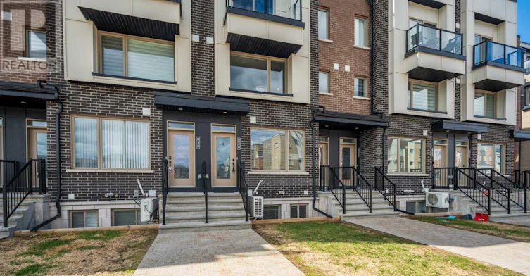 836 Mikinak Road, Ottawa, ON, K1K 5A5 - 2