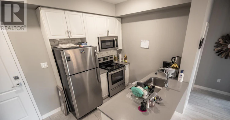 214-125 Shoreview Place, Hamilton, ON, L8E 0K3 - 13