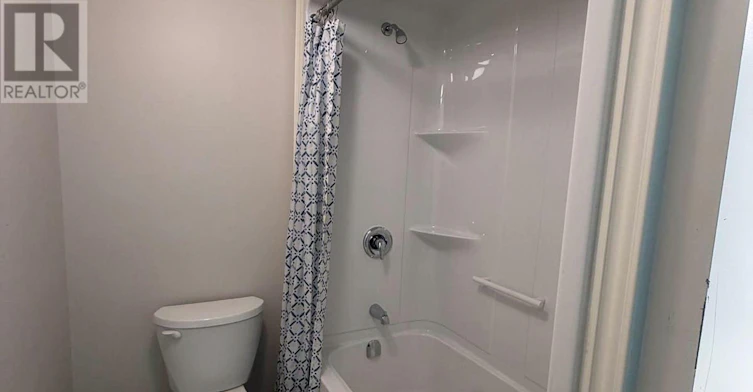 BSMT-14 Overholt Drive, Thorold, ON, L0S 1K0 - 10