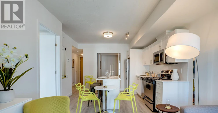 1207-100 Bond Street E, Oshawa, ON, L1G 0E6 - 12