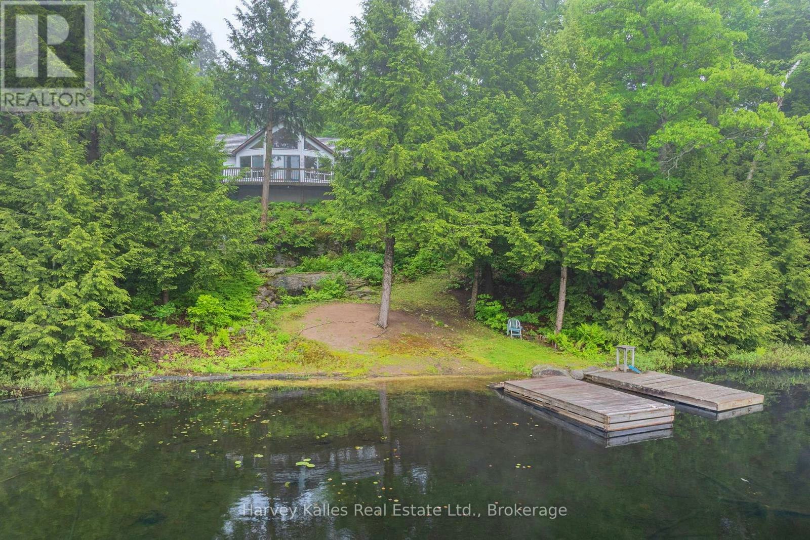 7 Baby Lake Road, Seguin, ON, P2A 2W8