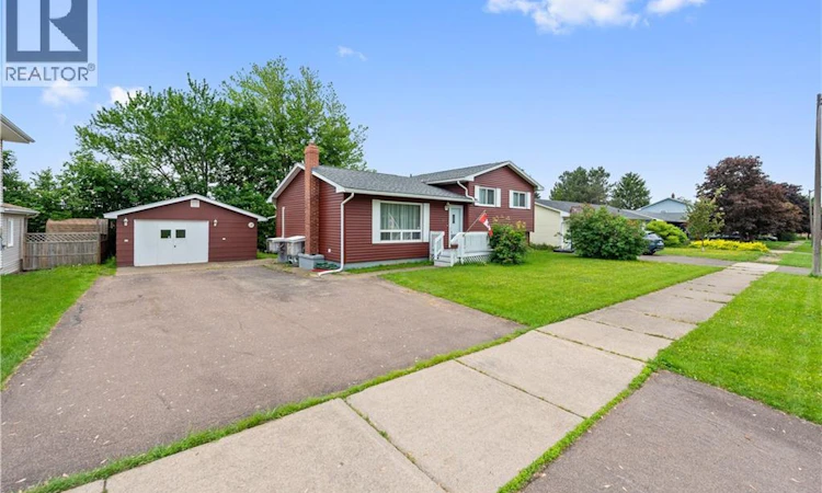 107 Olympic Crescent