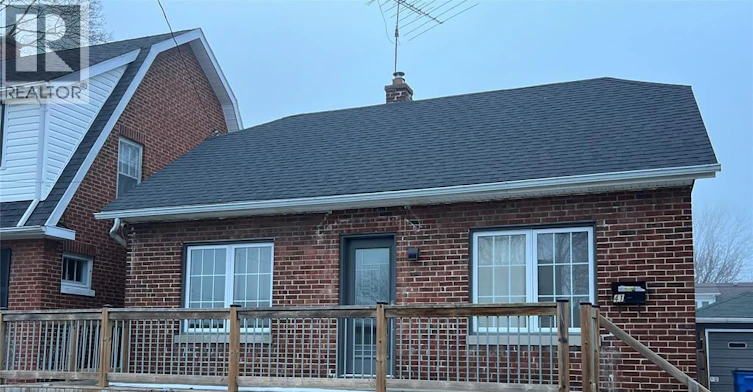 Front-41 Alexandra South West, Chatham-Kent, ON, N7M 1X9