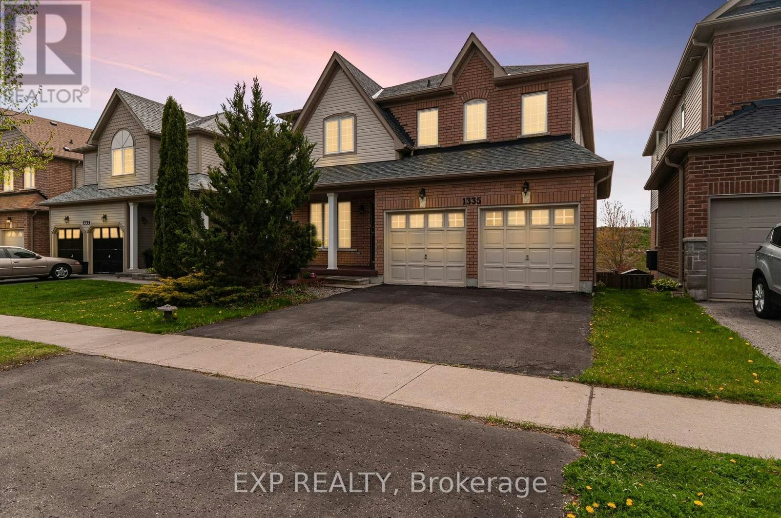 1335 Langley Circle, Oshawa, ON, L1K 0E2