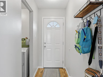 34-1697 Greenfield Avenue - 5