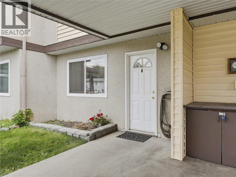 34-1697 Greenfield Avenue, Kamloops, BC, V2B 4N5 - 4