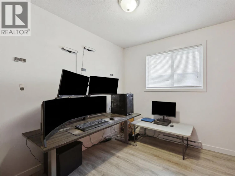 34-1697 Greenfield Avenue, Kamloops, BC, V2B 4N5 - 36