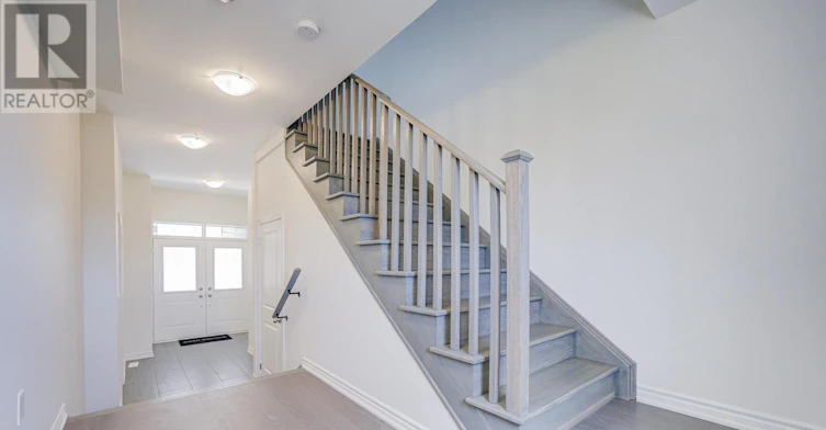 19 Coppini Lane, Ajax, ON, L1S 7S9 - 3