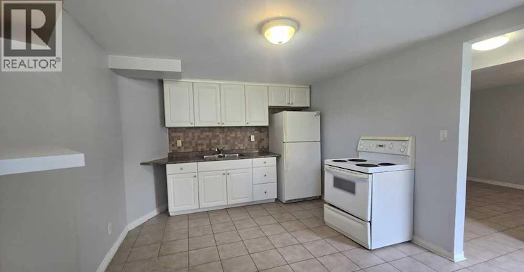 Lower-805 Giles Boulevard East, Windsor, ON, N9A 4E7 - 5