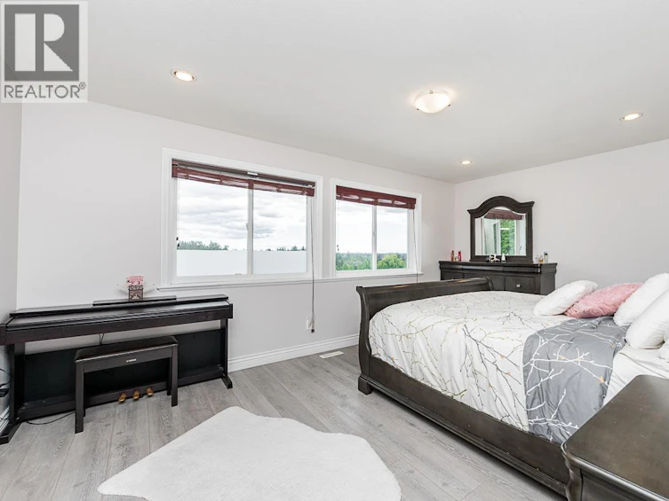 24382 104 Avenue, Maple Ridge, BC, V2W 2C4 - 17