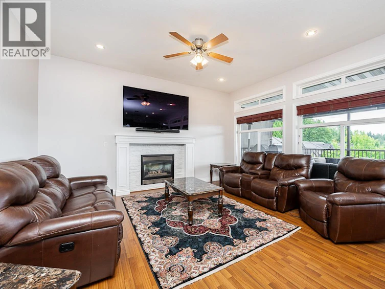 24382 104 Avenue, Maple Ridge, BC, V2W 2C4 - 8