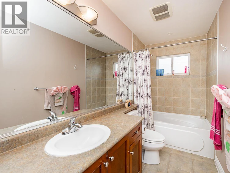 24382 104 Avenue, Maple Ridge, BC, V2W 2C4 - 22