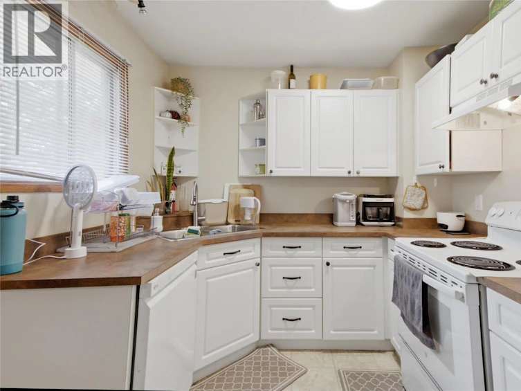 872 Puhallo Drive, Kamloops, BC, V2B 6P7 - 16