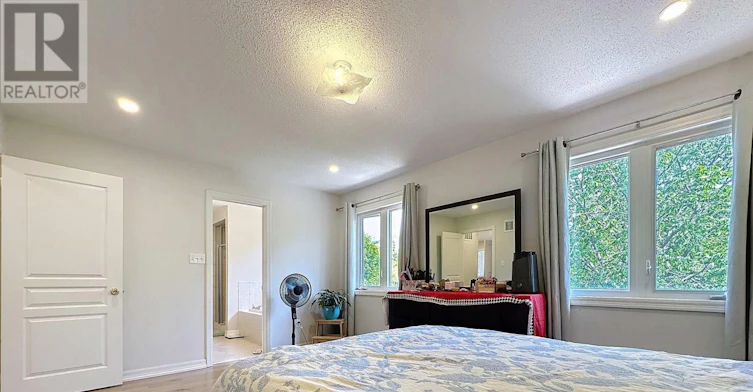31 Ida Jane Grove, Whitchurch-Stouffville, ON, L4A 0S3 - 13