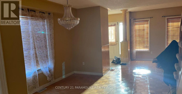 34 Jewel Crescent, Brampton, ON, L6R 2P5 - 3