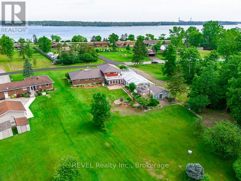 2229 Houck Crescent, Fort Erie, ON, L2A 5M4
