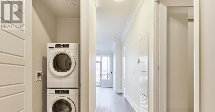 115-25 Water Walk Drive, Markham, ON, L6G 0G3 - 14