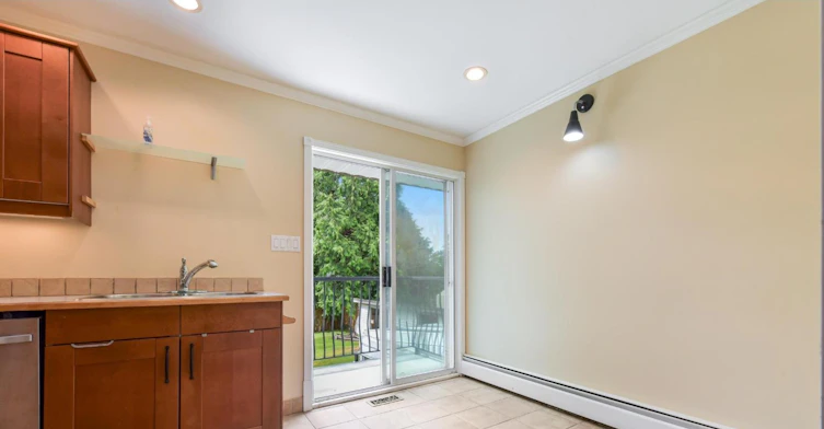 13900 Blackburn Avenue, Surrey, BC, V4B 2Z2 - 8