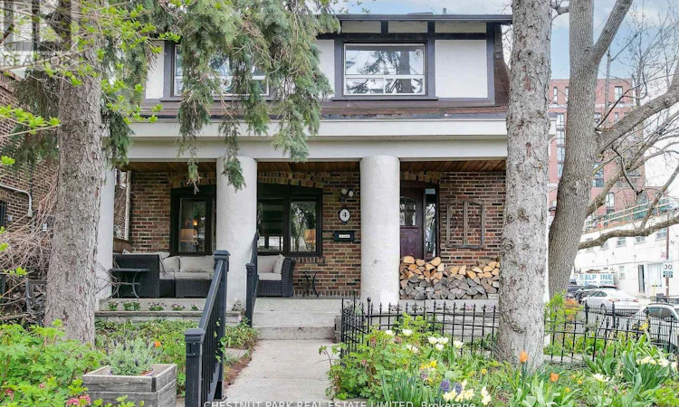 4 Biggar Avenue